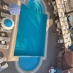 Hotel Holiday Hotel