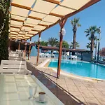 Holiday Hotel * Kusadasi