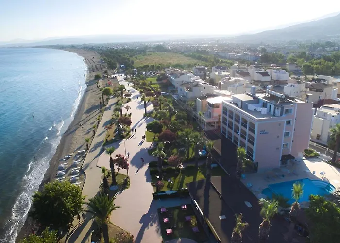 Holiday Hotel Hotel *