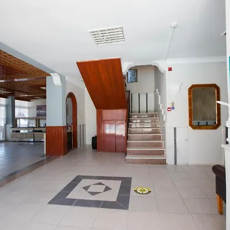 Holiday Hotel Szálloda Kusadası