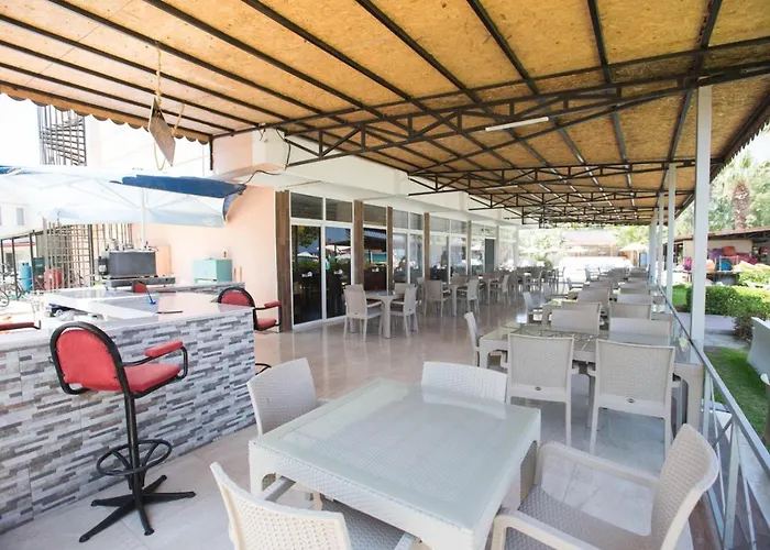 Holiday Hotel Kuşadası