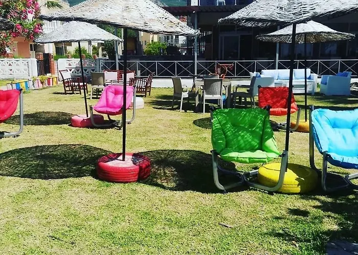 Holiday Hotel 호텔